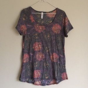 Lularoe Classic Tee
